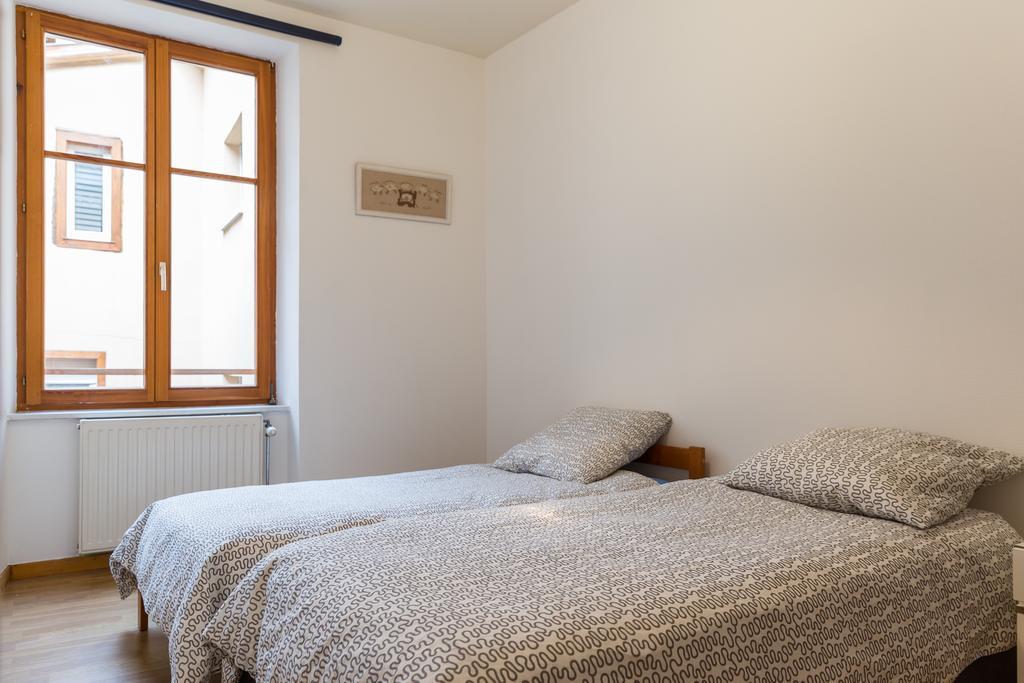 Gite Hyper Centre 10 Pers Colmar Kamer foto
